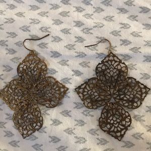 Flower earrings